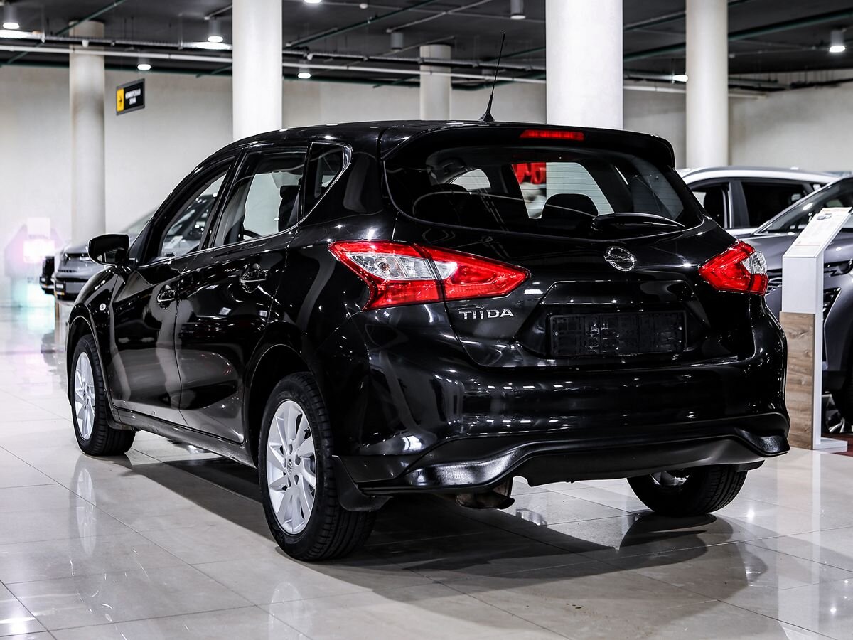 Купить Tiida с пробегом